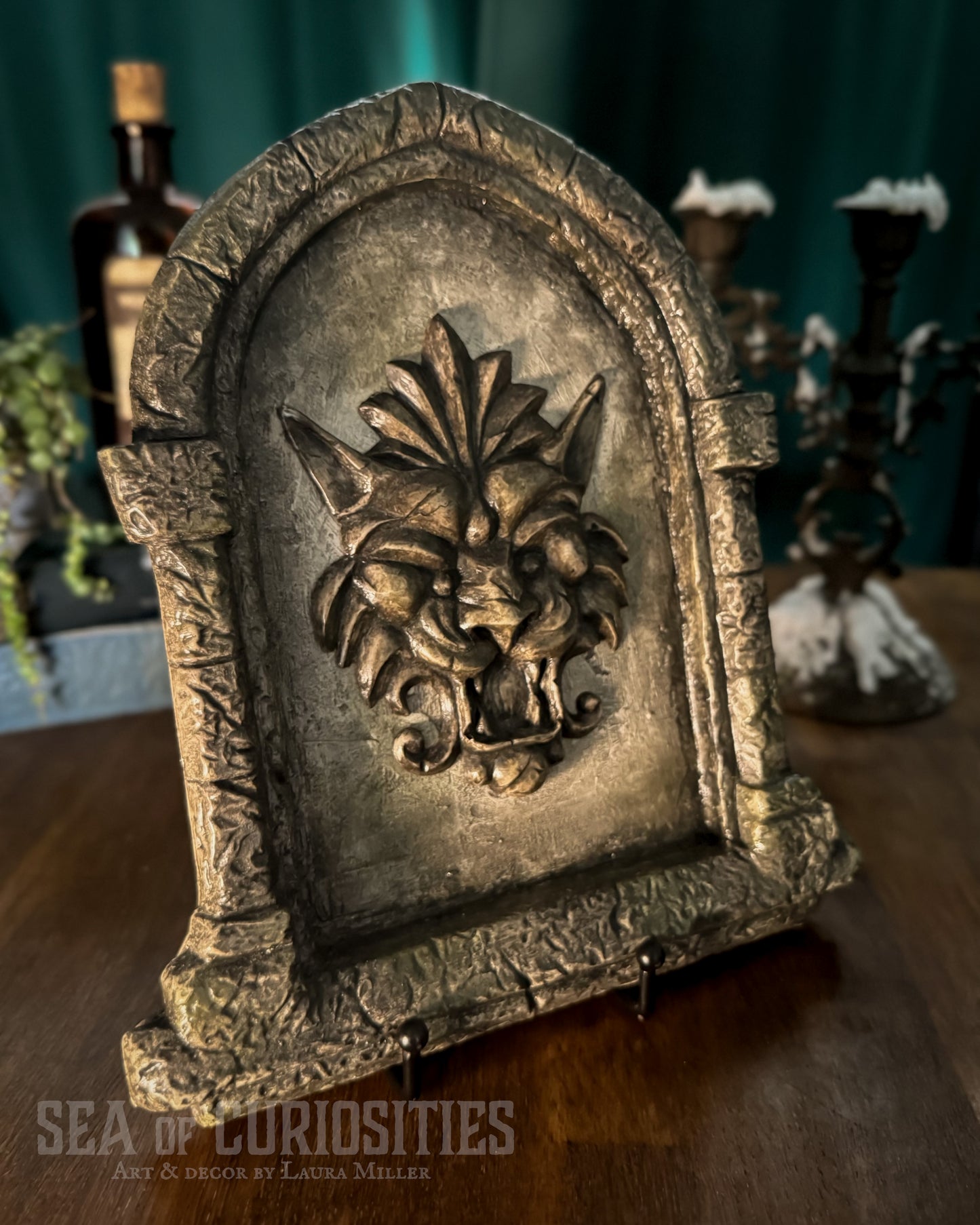 Gothic Stone Arch Window Wall Art – Medieval Lion Head Sculpture - Grey & Mossy Green Stone