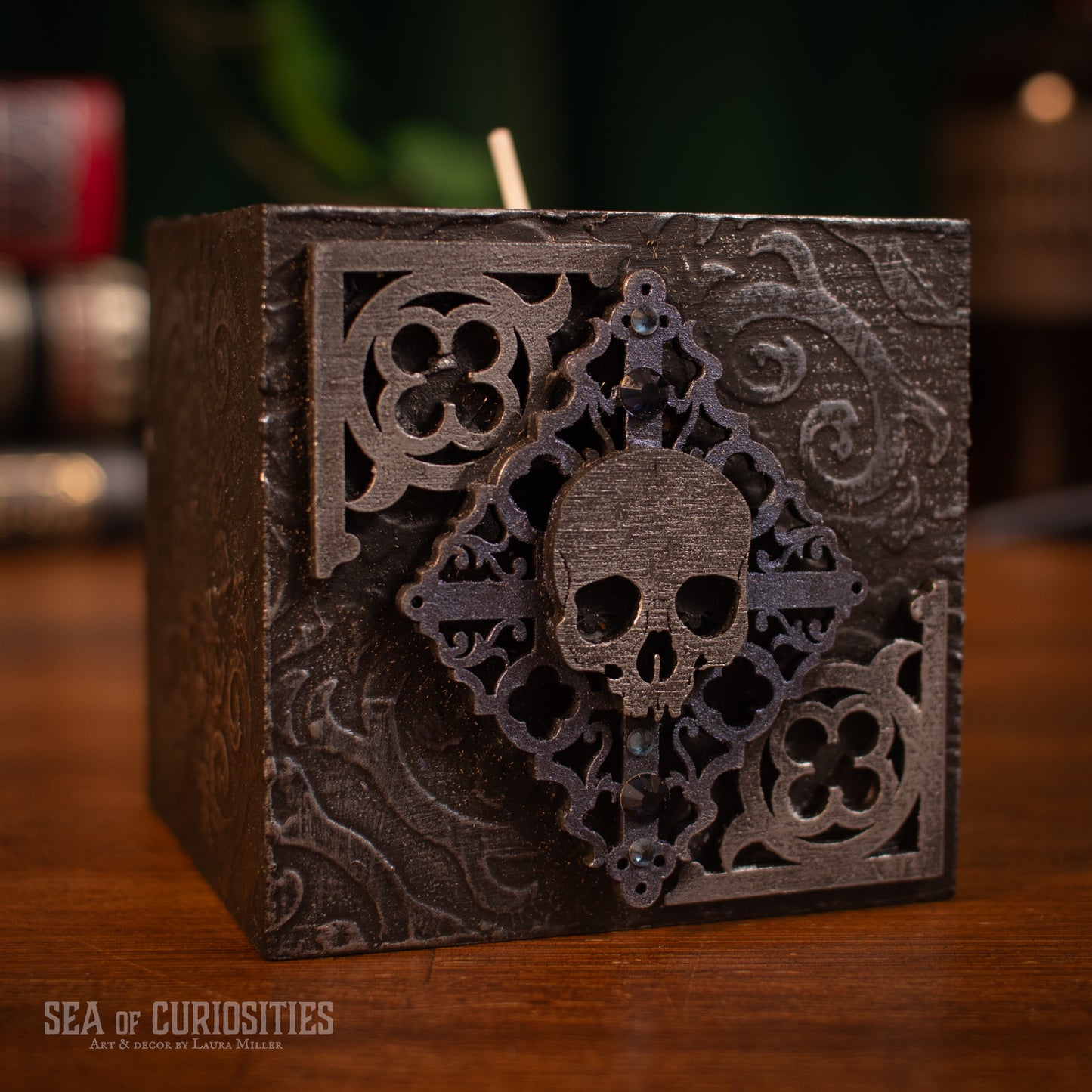 Gothic Reliquary - Medium Tea Light Holder