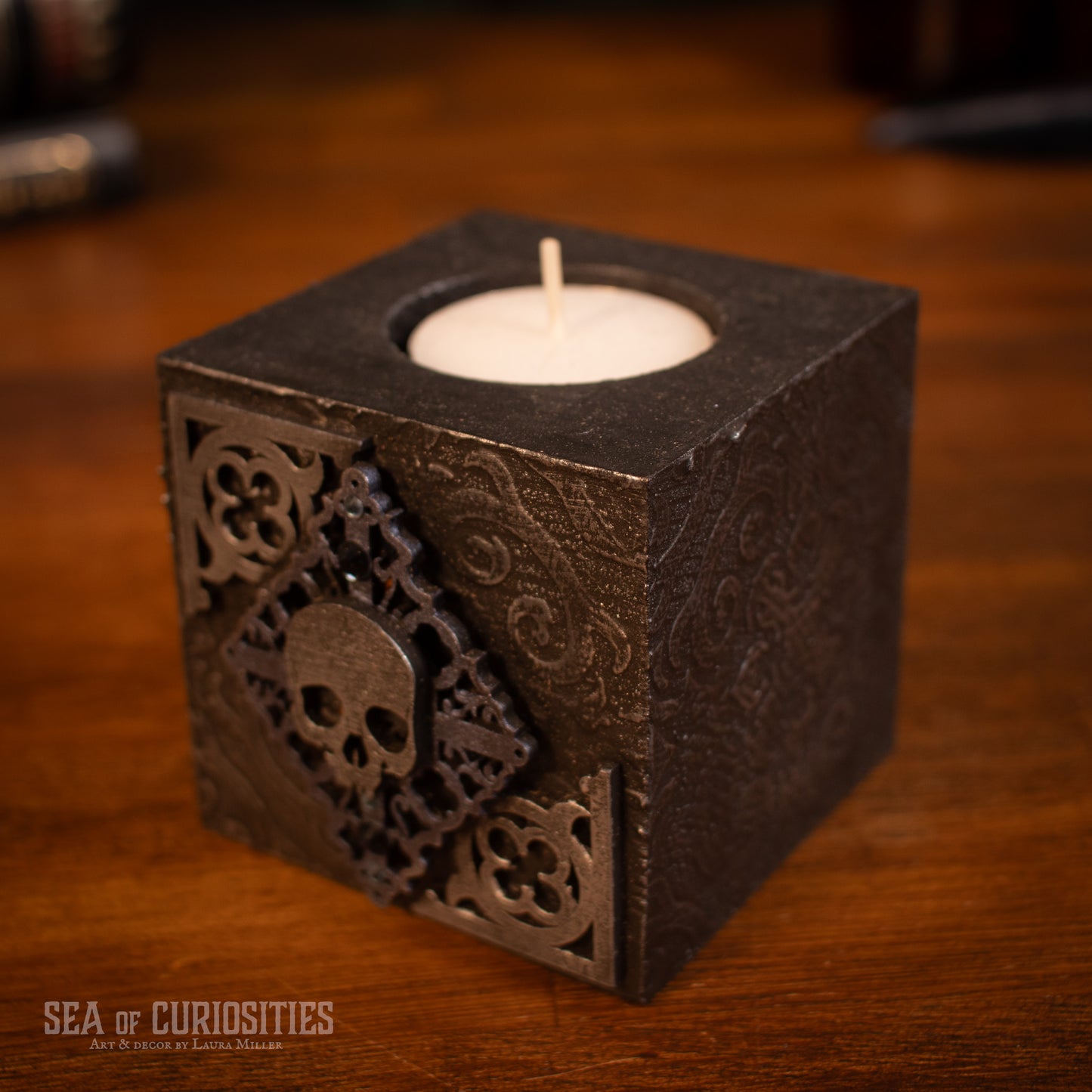 Gothic Reliquary - Medium Tea Light Holder