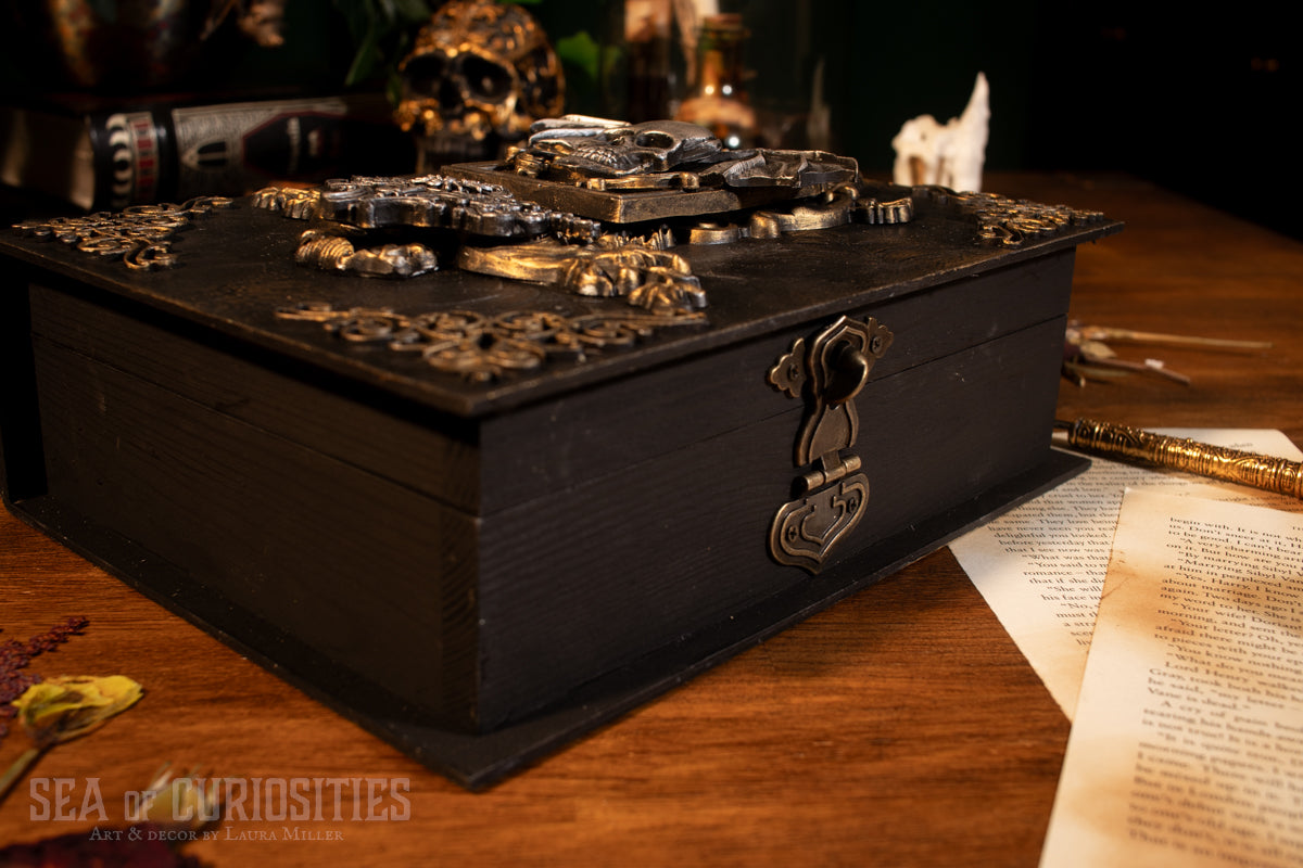 Spooky Skull Ornate Large Book Box