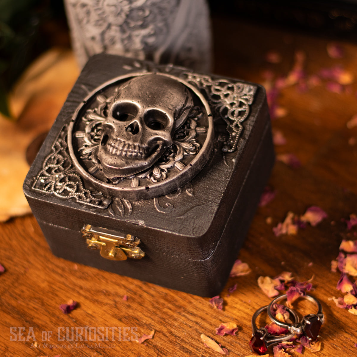 Memento Mori - Gothic Ring Box