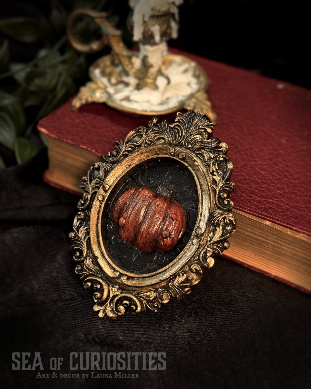 Pumpkin Gothic Framed Wall Art – Small gold Frame